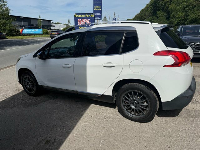 Peugeot 2008 2014 14 1.2 Vti Allure Suv Euro White #5
