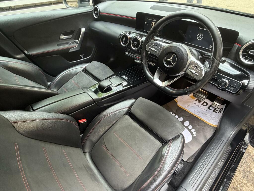 Mercedes-Benz A Class 1.3 A200 Amg Line Hatchback 7G-dct Euro GU68XZK Black #2
