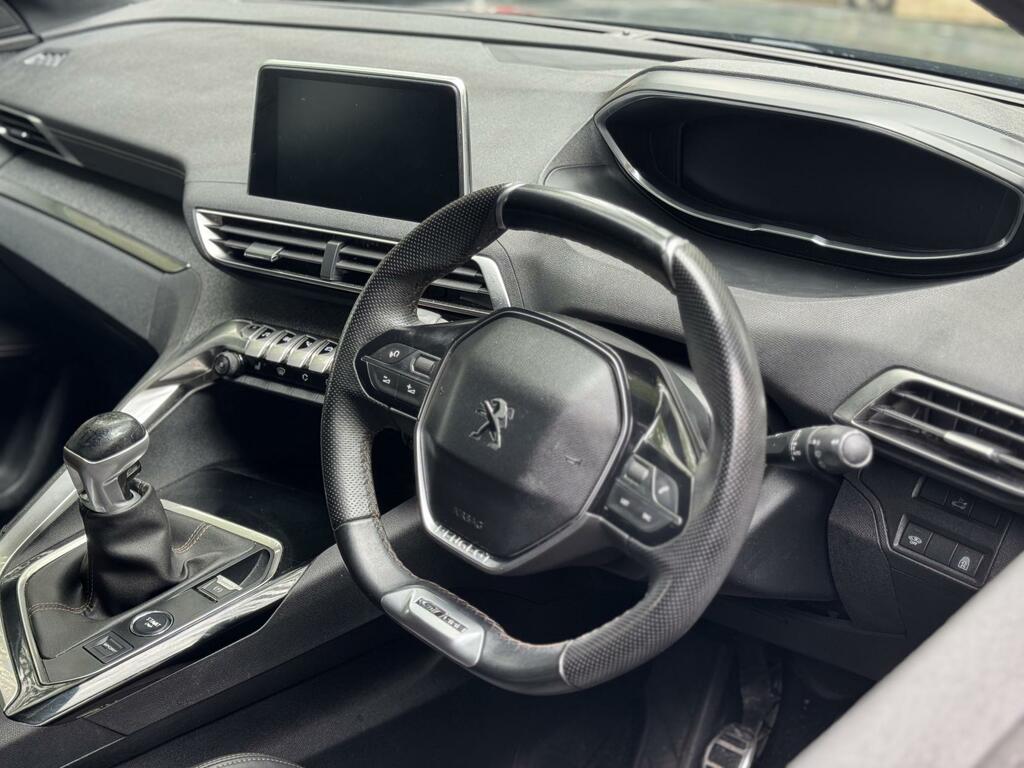 Peugeot 3008 1.5 Bluehdi Gt Line Premium Suv LT68AAF Black #2