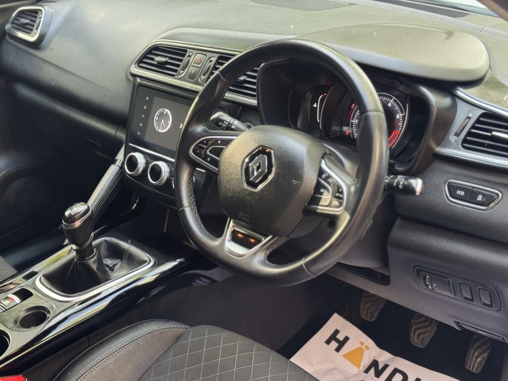 Renault Kadjar 1.3 Tce Iconic Suv Euro 6 Ss KY69UUH White #2
