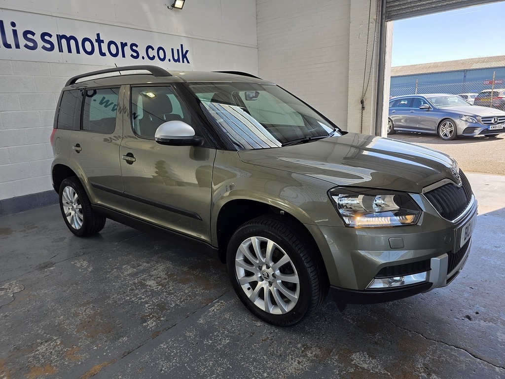 Skoda Yeti 1.2 Tsi Se Outdoor Dsg Euro 6 Ss 11 BC16WVN Green #2