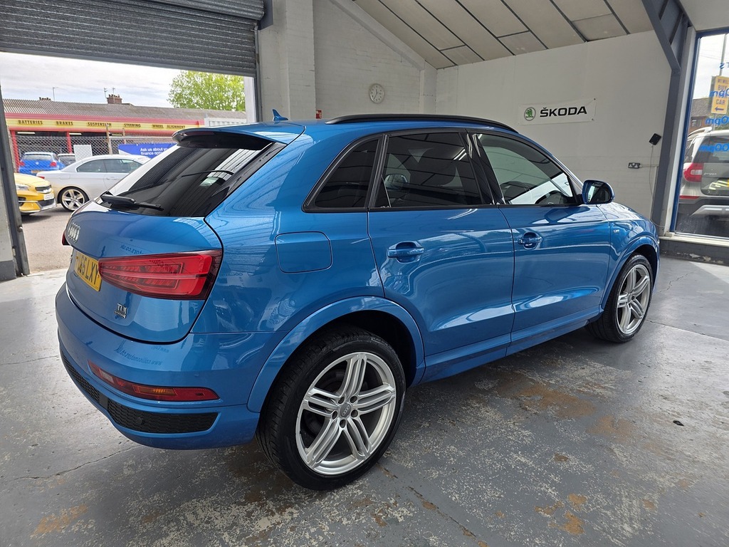 Audi Q3 Tdi S Line Plus Suv 2.0 Suv 2.0 A PL65LXY Blue #5