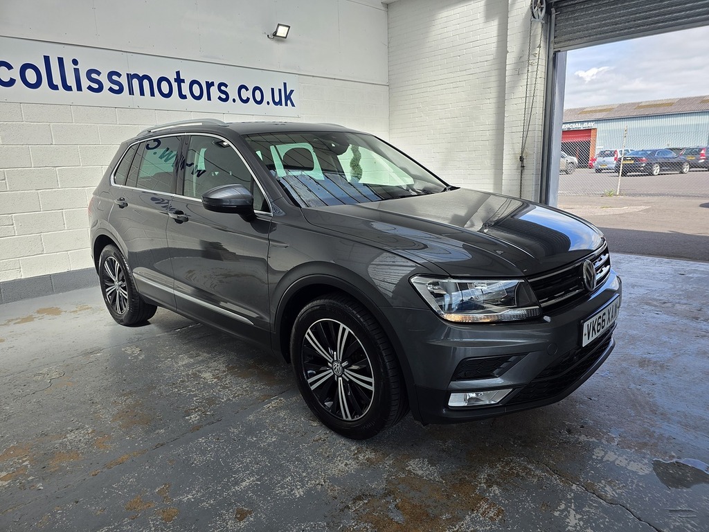 Volkswagen Tiguan 2.0 Tdi Bluemotion Tech Se Navigation Suv Dies VK66XAW Grey #2