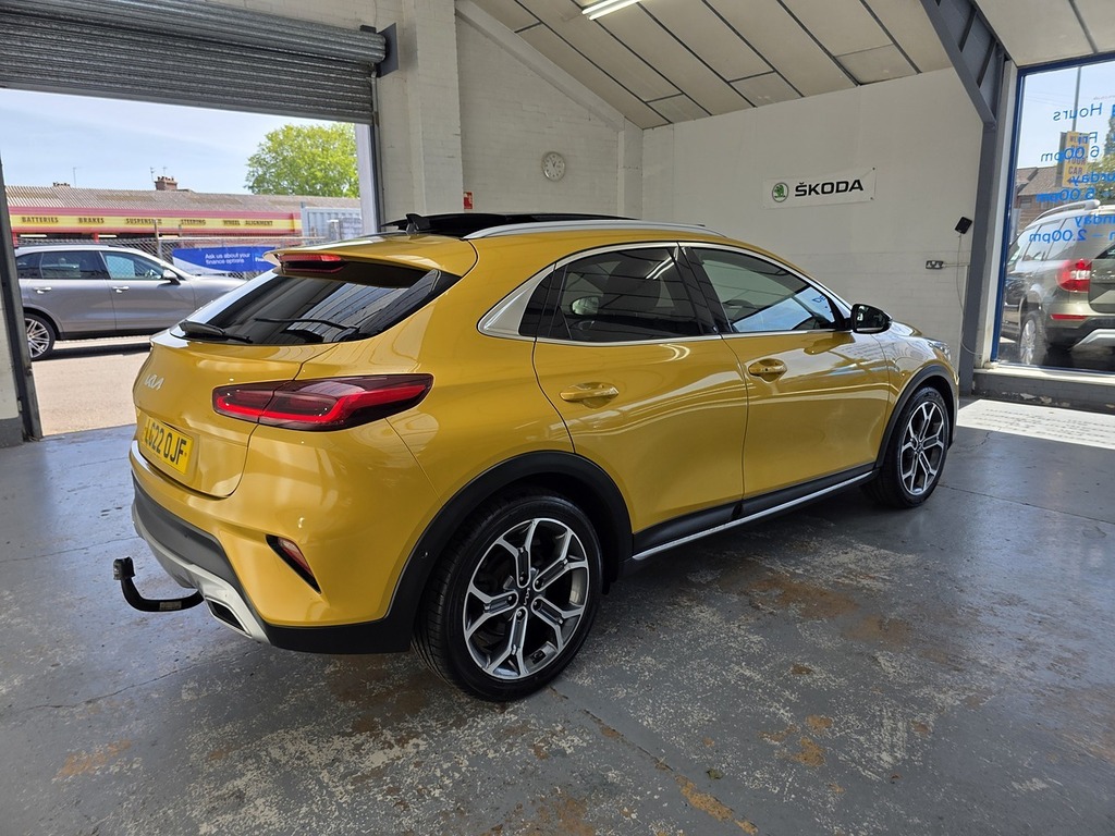 Kia Xceed 1.5 T-gdi 4 Suv Euro 6 Ss 15 LG22OJF Yellow #4