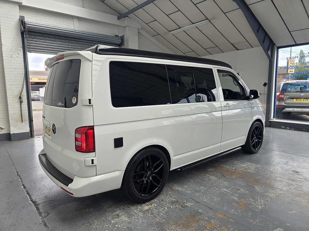 Volkswagen Transporter 2.0 Tdi T28 Bluemotion Tech Highline Panel Van WN18NMF White #5