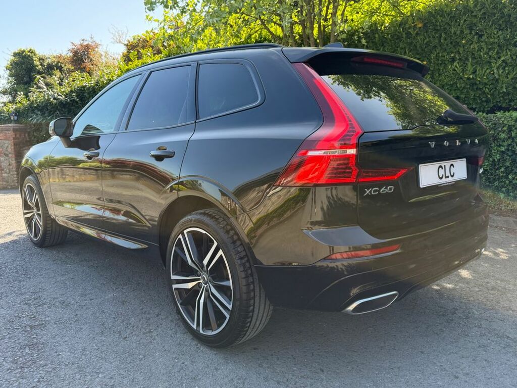 Volvo XC60 2.0 2.0 D4 R-design Black #4