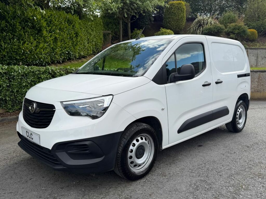 Vauxhall Combo L1h1 2300 Dynamic  White #2