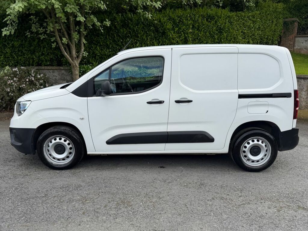 Vauxhall Combo L1h1 2300 Dynamic  White #3
