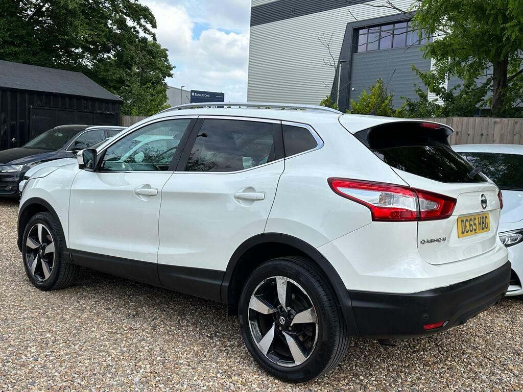 Nissan Qashqai 1.2 Dig-t N-tec 2Wd Euro 6 S S DC65HBG White #4