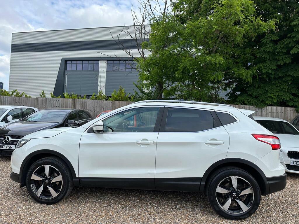 Nissan Qashqai 1.2 Dig-t N-tec 2Wd Euro 6 S S DC65HBG White #5