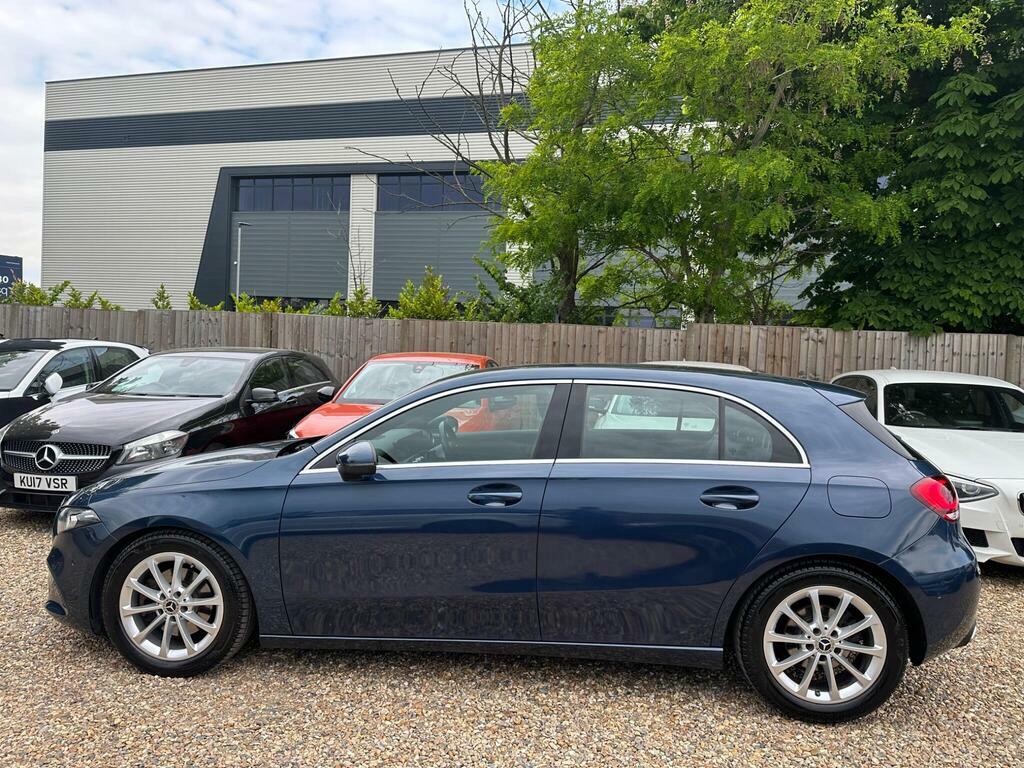 Mercedes-Benz A Class 2.0 A200d Sport Executive 8G-dct Euro 6 S S WR19XGM Blue #5