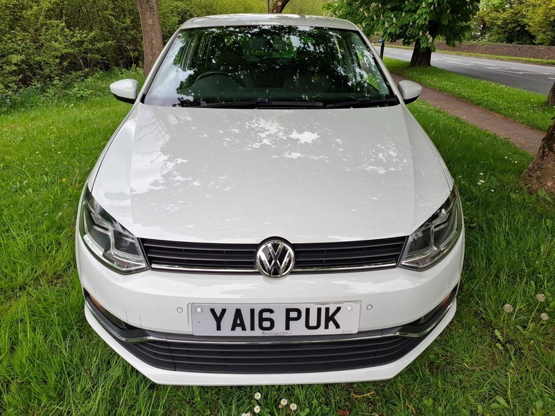 Volkswagen Polo Match White #5