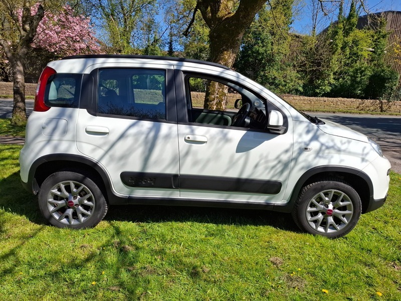 Fiat Panda Twinair 4X4 DV69BNN White #2