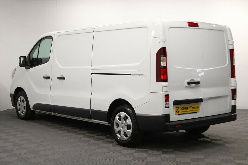 Renault Trafic Dci Blue Ll30 Business VA72ETO White #4