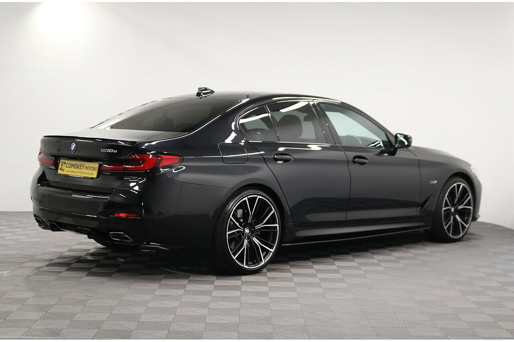 BMW 5 Series 530E M Sport YD23AGM Blue #6