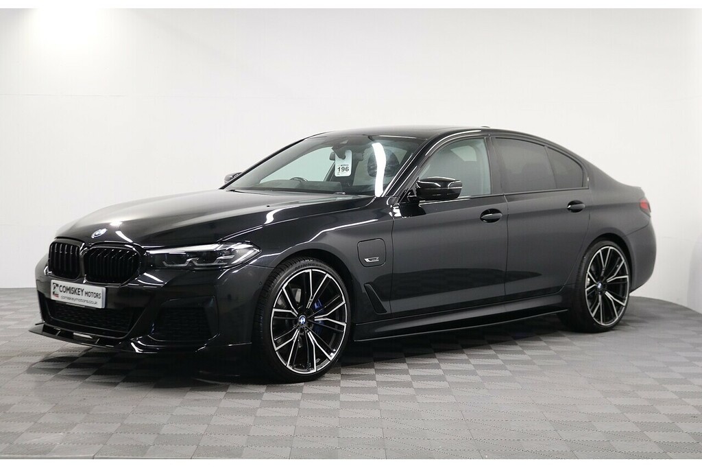 BMW 5 Series 530E M Sport YD23AGM Blue #3