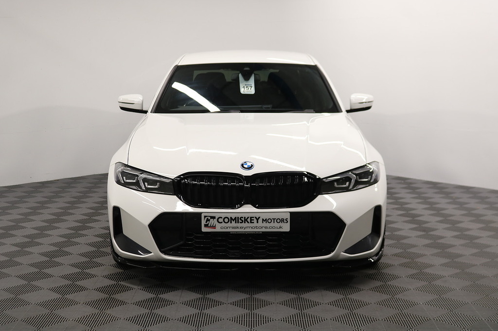 BMW 3 Series 330E M Sport LO23KVX White #2
