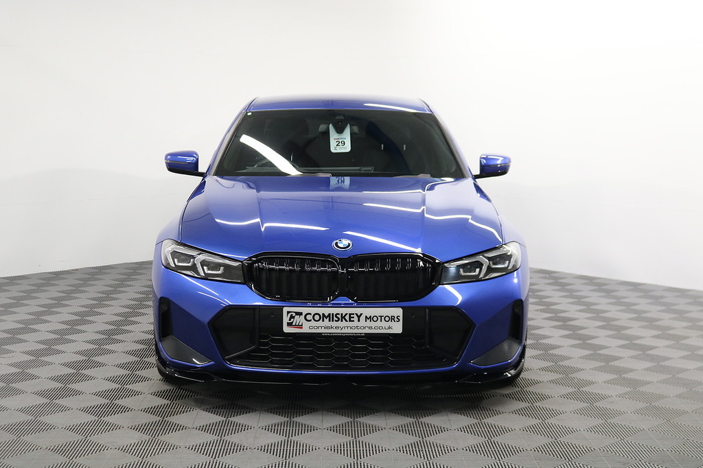BMW 3 Series 330E M Sport LS73UAO Blue #2