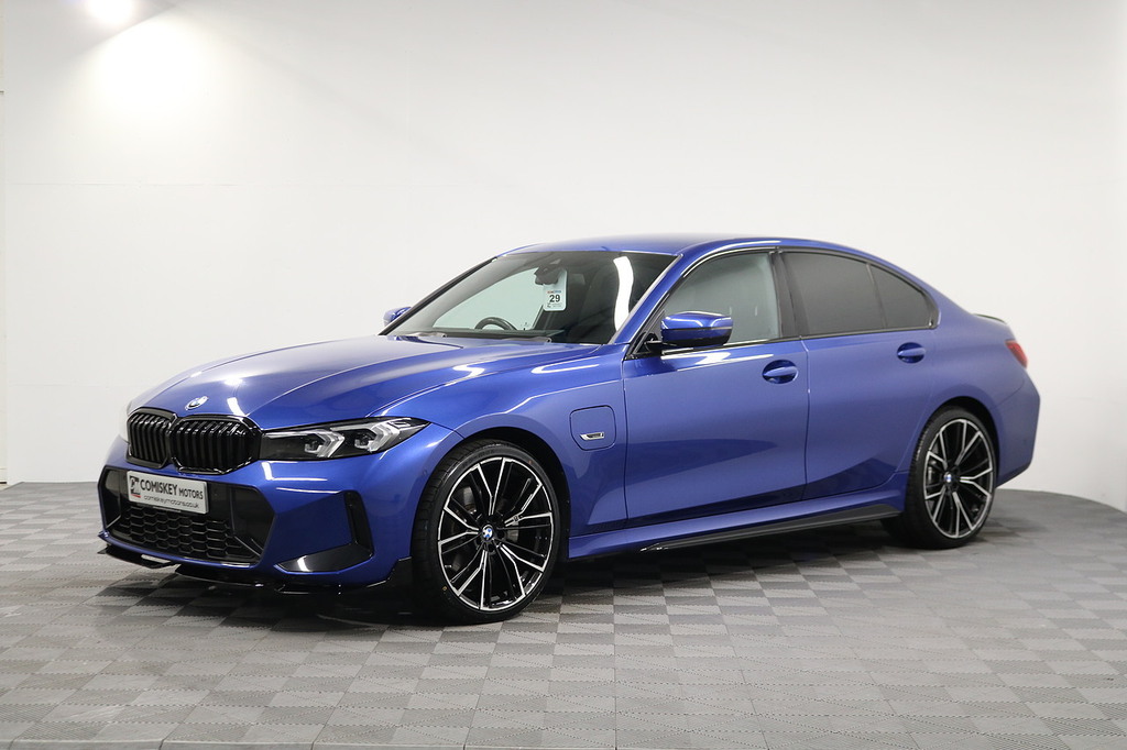 BMW 3 Series 330E M Sport LS73UAO Blue #3