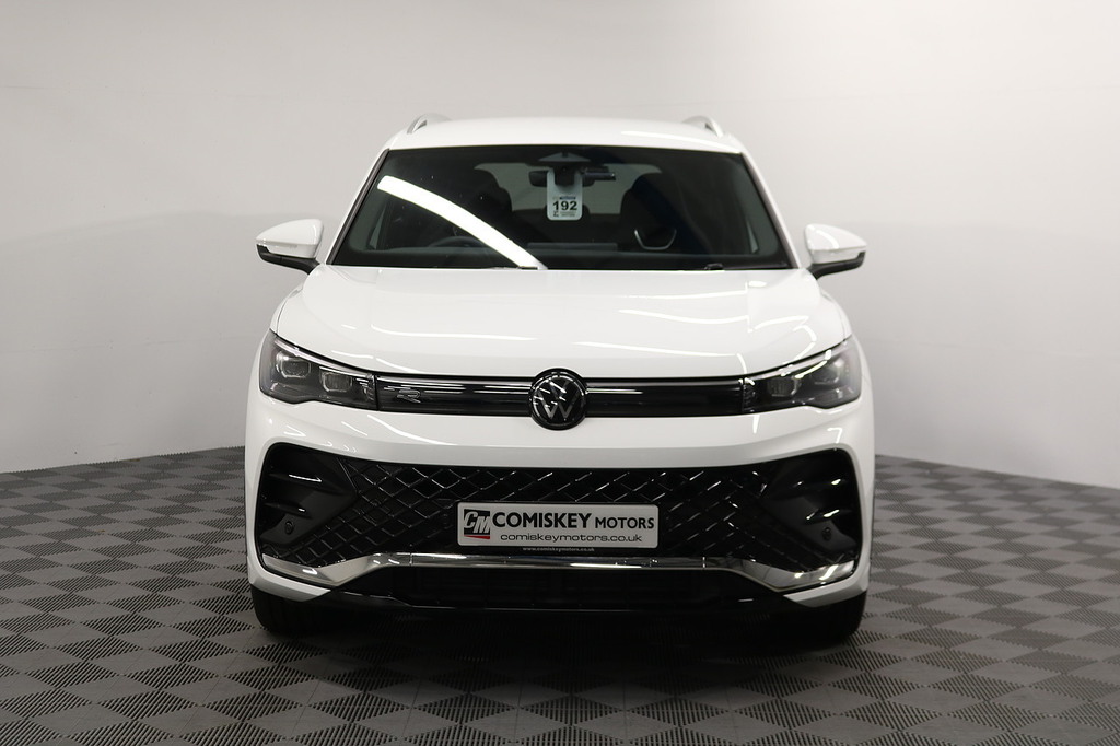 Volkswagen Tiguan Tdi R-line AO25EBK White #2