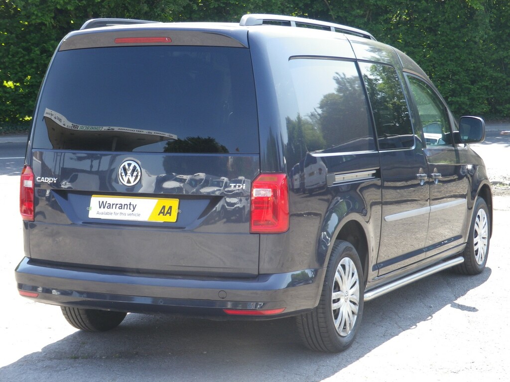 Volkswagen Caddy Maxi Combi Van 2.0 Tdi C20 Maxi 2018 VO18ZNC Blue #4