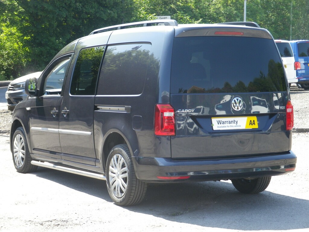 Volkswagen Caddy Maxi Combi Van 2.0 Tdi C20 Maxi 2018 VO18ZNC Blue #3