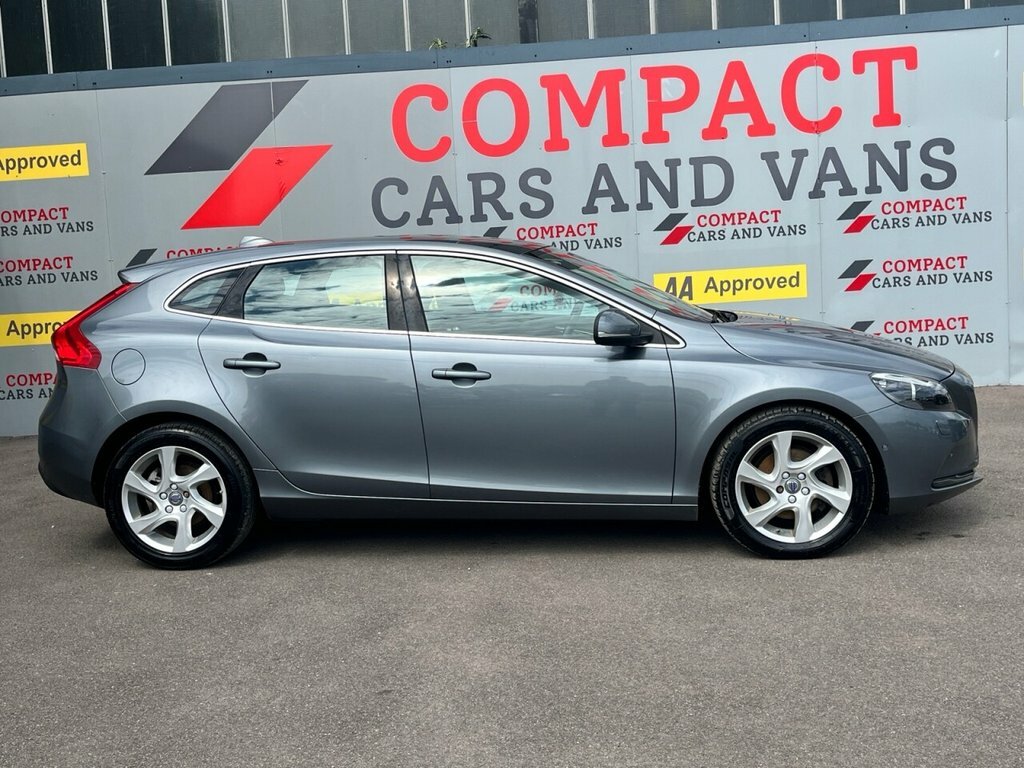 Volvo V40 2L Se Lux Nav OY66VMW Grey #4