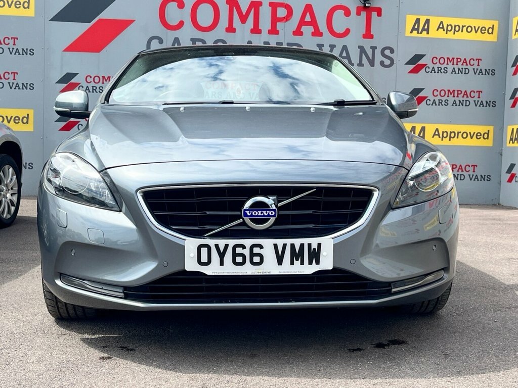 Volvo V40 2L Se Lux Nav OY66VMW Grey #3