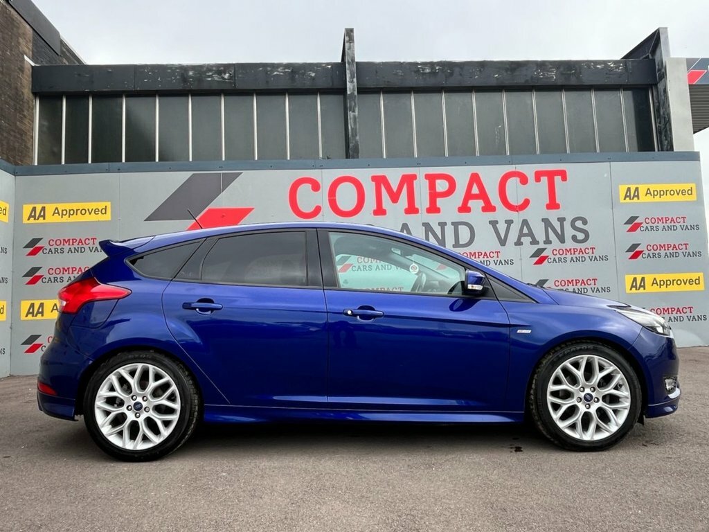 Ford Focus 1L St-line RJ18XFL Blue #4