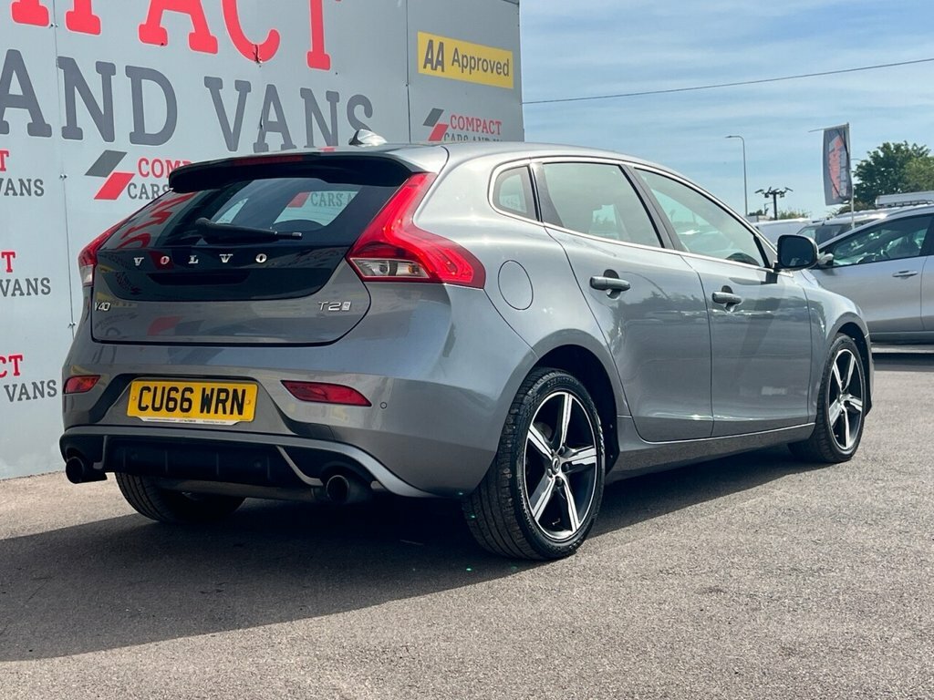 Volvo V40 2L R-design CU66WRN Grey #5