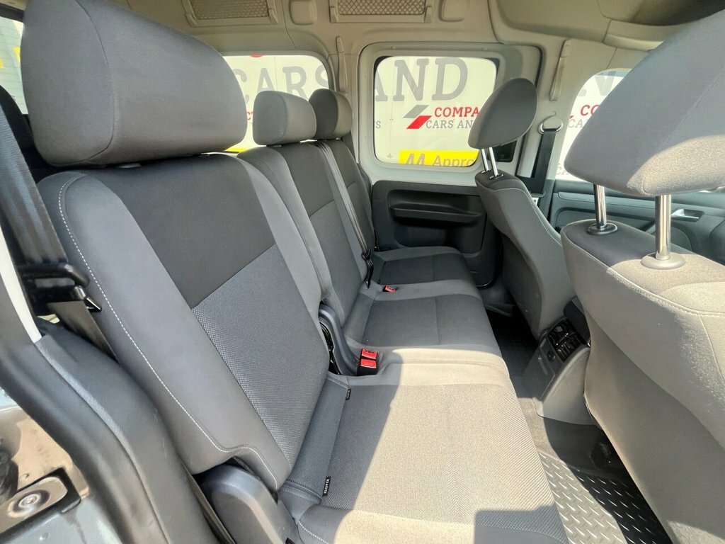 Volkswagen Caddy Maxi Life 1.6L Null Black #12