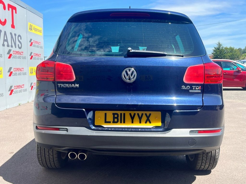 Volkswagen Tiguan 2L Sport Blue #6