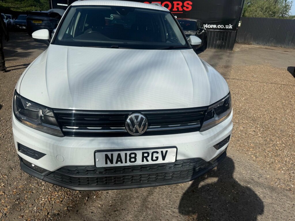 Volkswagen Tiguan 1.4 Tsi Se Navigation Euro 6 Ss NA18RGV White #2