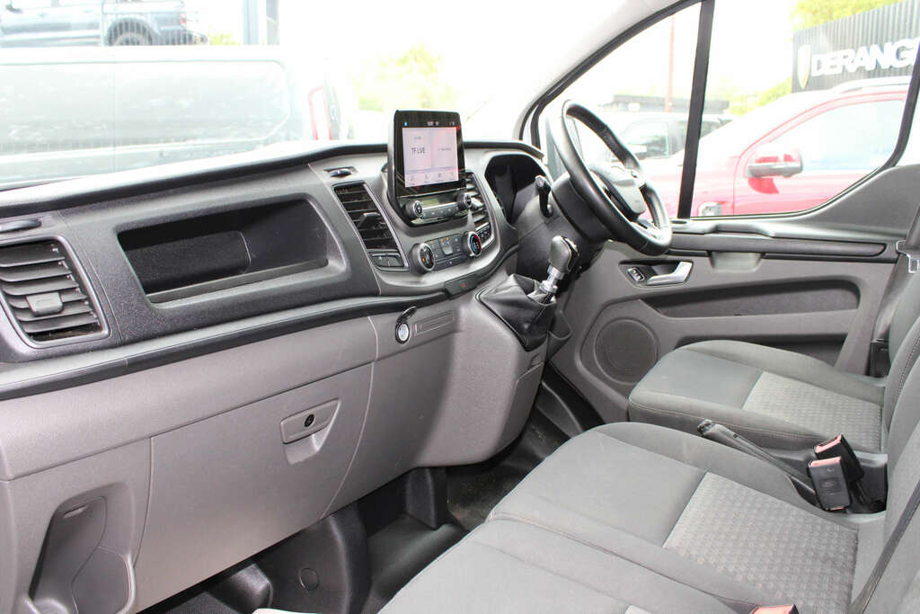 Ford Transit Custom 2.0 Transit Custom 300 Trend Ecoblue YM23TGO White #4