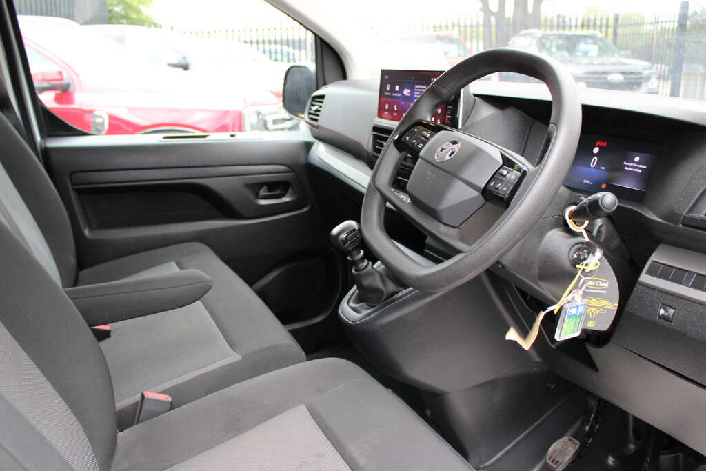 Vauxhall Vivaro 1.5 Vivaro F2900 Prime DL24LWZ White #3