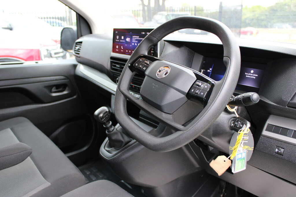 Vauxhall Vivaro 1.5 Vivaro F2900 Prime DL24LWZ White #2