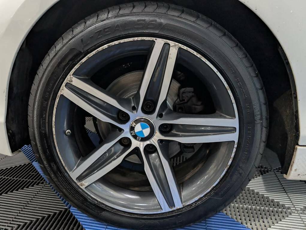 BMW 1 Series Hatchback 118D Sport White #5
