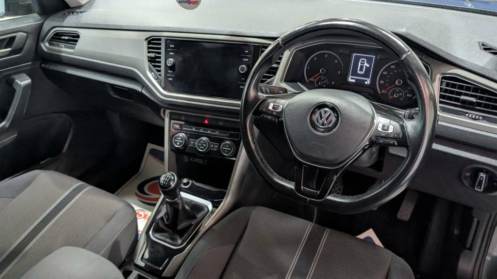 Volkswagen T-Roc Hatchback 1.6 Tdi Se Grey #3