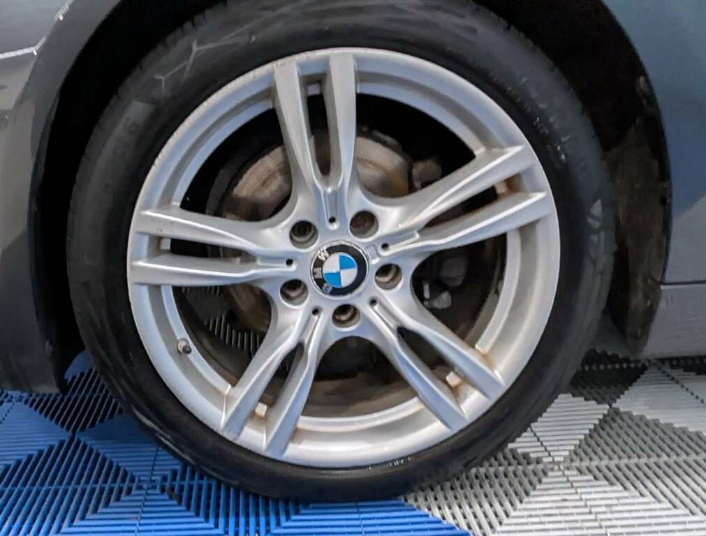BMW 3 Series Saloon 320D M Sport Grey #4