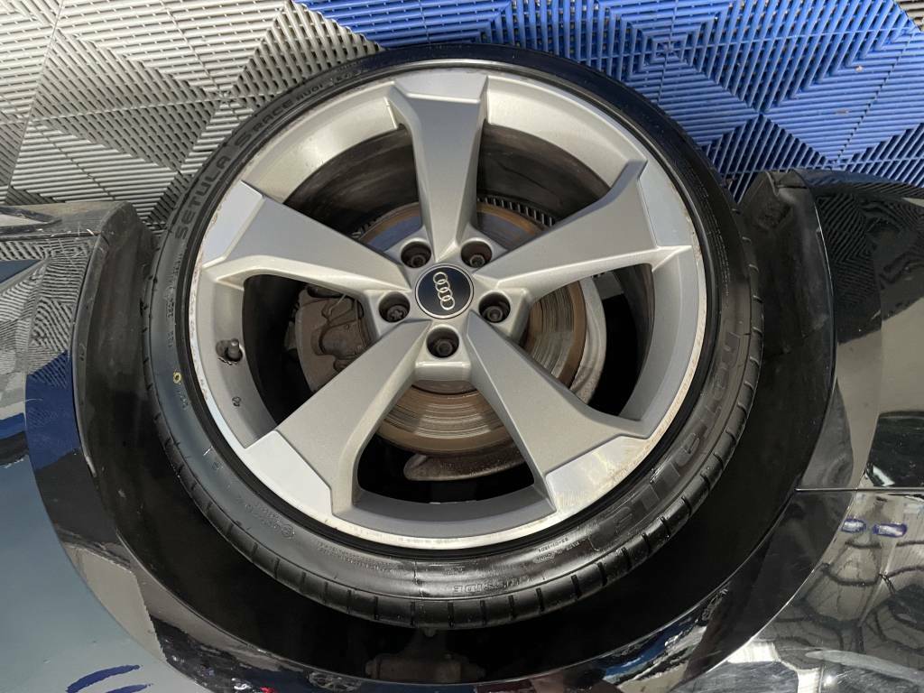 Audi A4 Saloon Special Editions 1.4T Fsi Black Edition Black #4