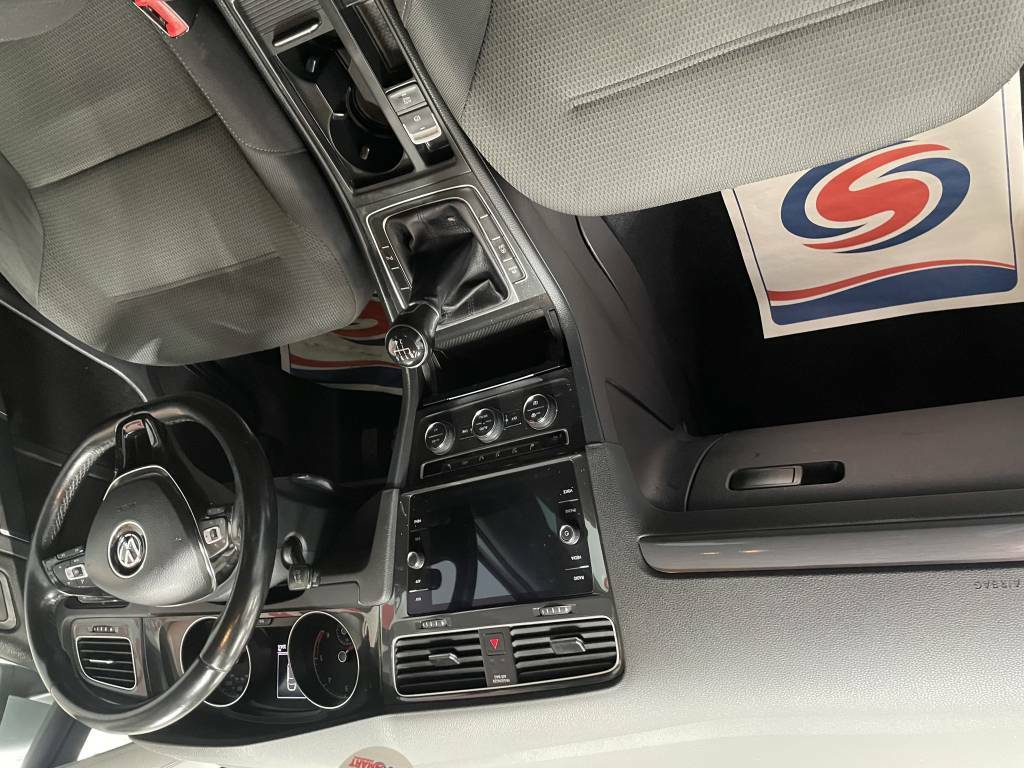 Volkswagen Golf Hatchback 1.6 Tdi Match Edition  Silver #3