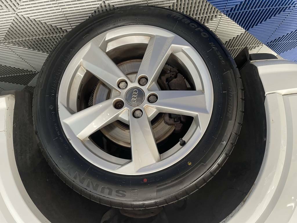 Audi Q2 Estate 1.0 Tfsi Sport White #4