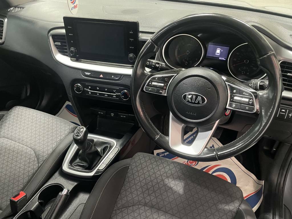 Kia Xceed Hatchback 1.6 Crdi Isg 2 Silver #4