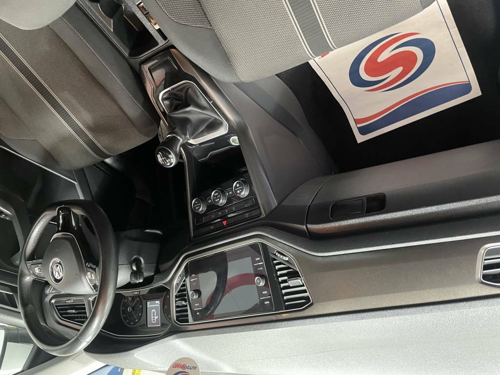 Volkswagen T-Roc Hatchback 1.6 Tdi Se White #4