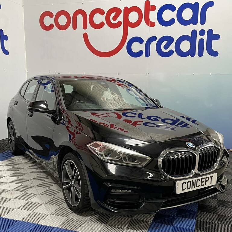BMW 1 Series Hatchback 116D Sport Black #2
