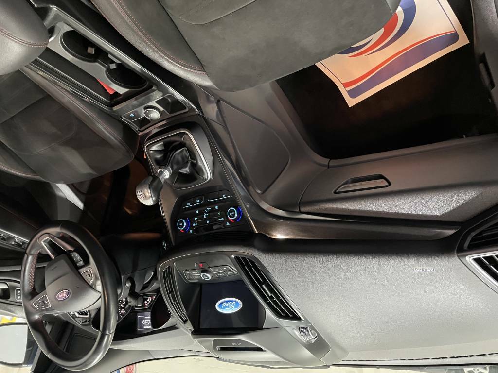 Ford Kuga Estate 1.5 Tdci St-line Blue