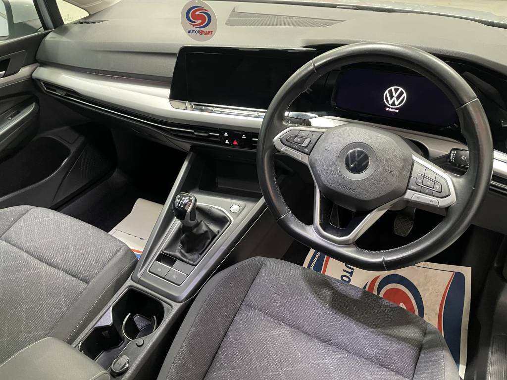 Volkswagen Golf Hatchback 1.5 Tsi 150 Life Silver