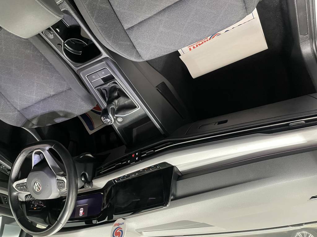 Volkswagen Golf Hatchback 1.5 Tsi 150 Life Silver #5