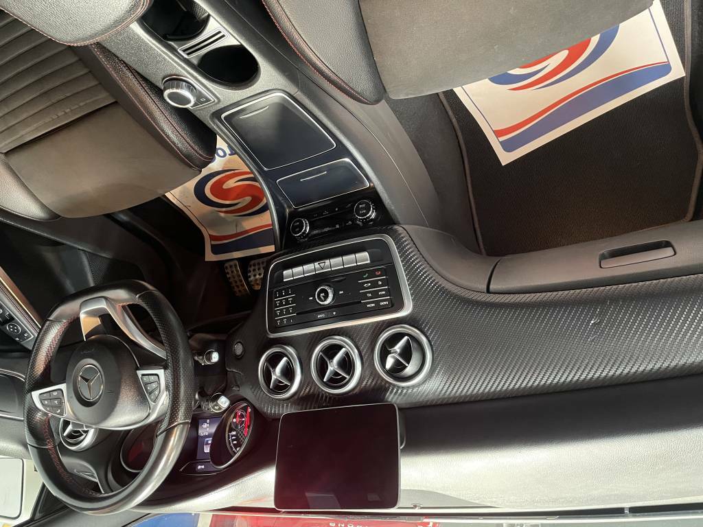 Mercedes-Benz A Class Hatchback A180 Amg Line White #3