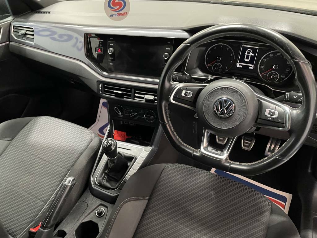 Volkswagen Polo Hatchback 1.0 Tsi 95 R-line Black #4